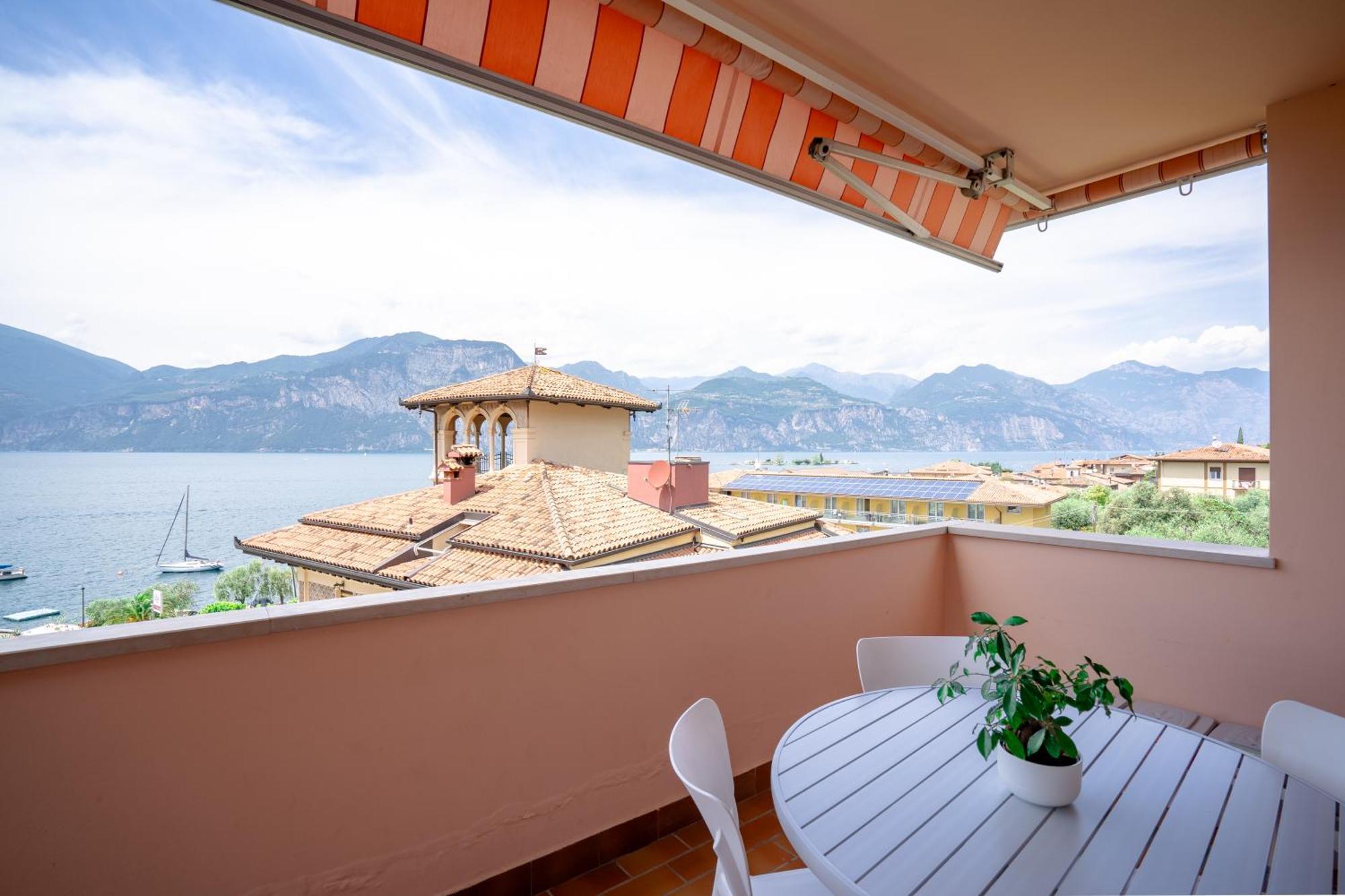 Le Vele Beth'S House Apartman Brenzone sul Garda Kültér fotó