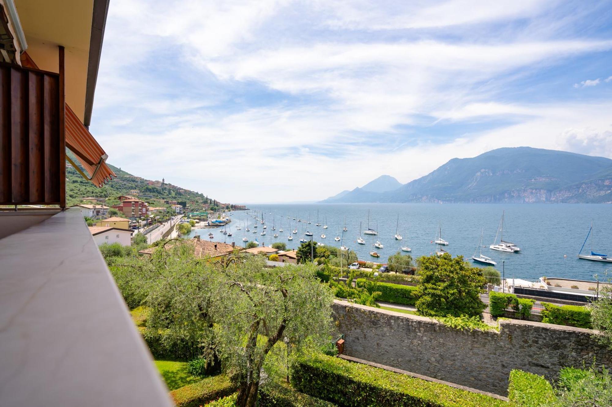 Le Vele Beth'S House Apartman Brenzone sul Garda Kültér fotó